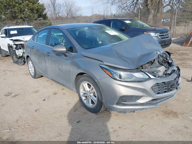 Chevrolet Cruze Lt Auto 2018 1G1BE5SM2J7162401 zdjęcie główne