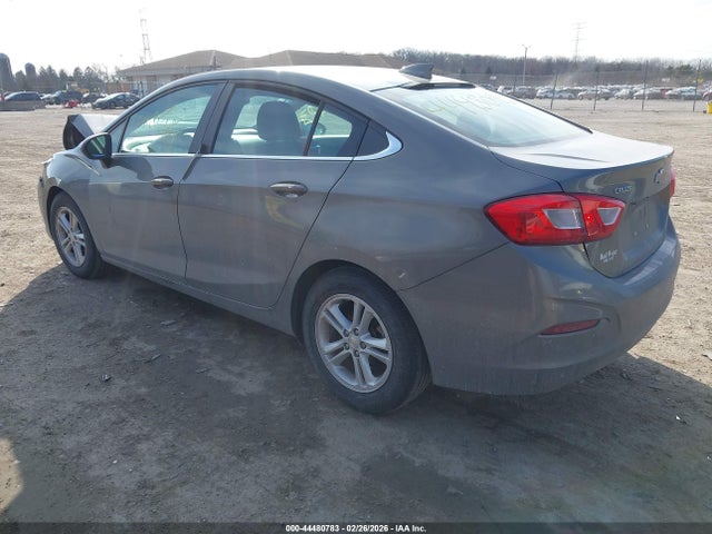Chevrolet Cruze Lt Auto 2018 1G1BE5SM2J7162401 Image 3