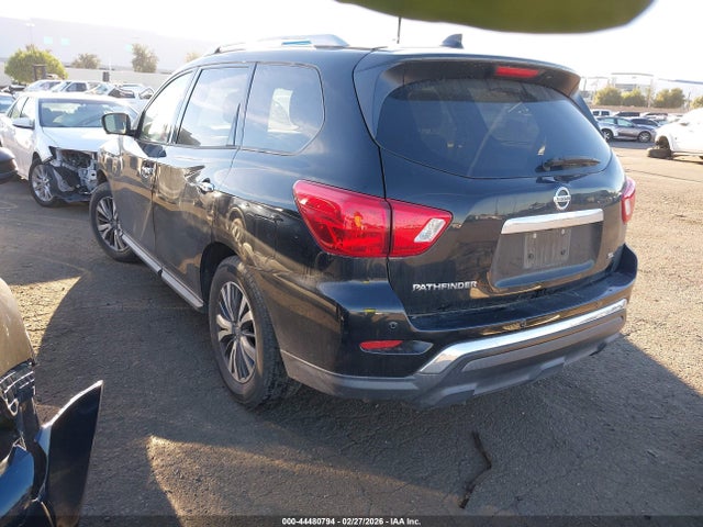 2020 Nissan Pathfinder Sl 2wd მანქანა იყიდება აუქციონზე, vin: 5N1DR2CN4LC600982, აუქციონის ნომერი: 44480794