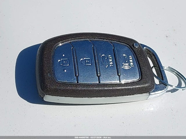 KMHC75LC7KU111664 Hyundai Ioniq Hybrid Sel