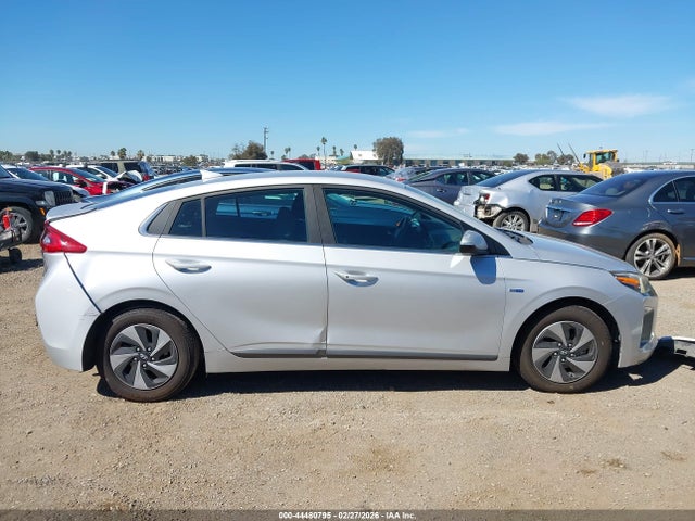 KMHC75LC7KU111664 Hyundai Ioniq Hybrid Sel