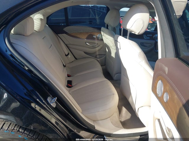 Продажа на аукционе авто 2018 Mercedes-benz E 300, vin: WDDZF4JB0JA373120, номер лота: 44480802