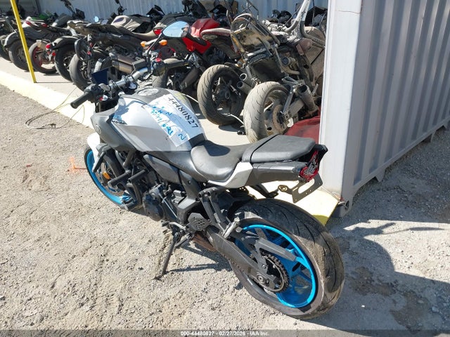 Yamaha Mtn690 C 2025 JYARM48Y8SA000821 Image 3