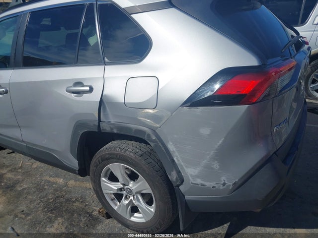 2T3MWRFV3KW042278 Toyota Rav4 Hybrid Le