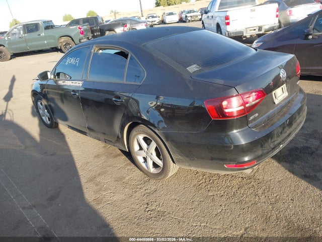 3VW267AJ3GM377062 Volkswagen Jetta 1.4t S