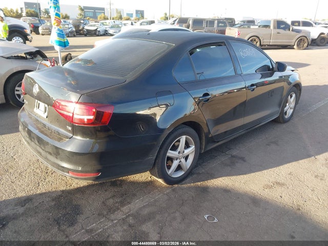 3VW267AJ3GM377062 Volkswagen Jetta 1.4t S
