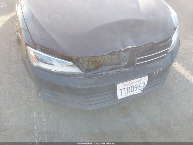 3VW267AJ3GM377062 Volkswagen Jetta 1.4t S