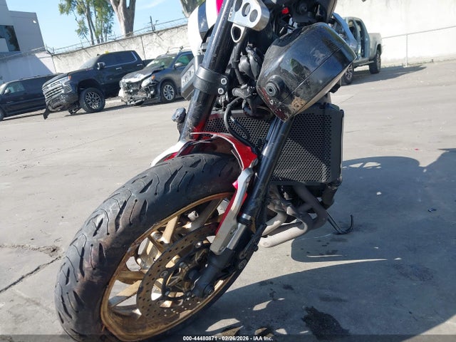 JYARN47Y5MA000924 Yamaha Xsr900 C