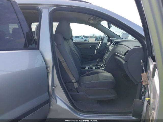 Chevrolet Traverse Ls 2017 1GNKRFKD7HJ288291 Image 5
