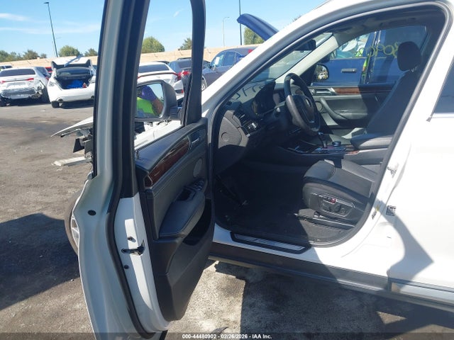 5UXWX7C53H0U42285 BMW X3 Xdrive35i