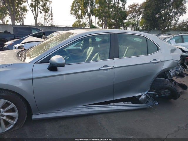 4T1C11AK1PU167367 Toyota CAMRY LE