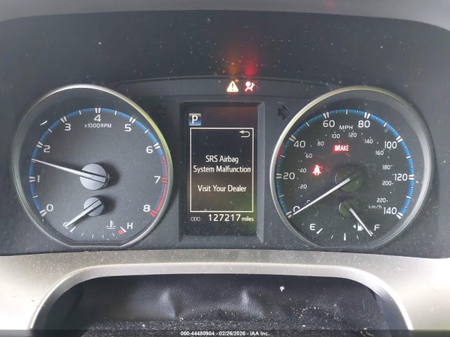 JTMBFREV0JJ734326 Toyota RAV4 LE