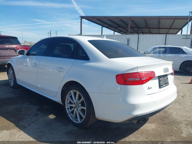 2015 AUDI A4 WAUEFAFL7FN016264 Photo 2