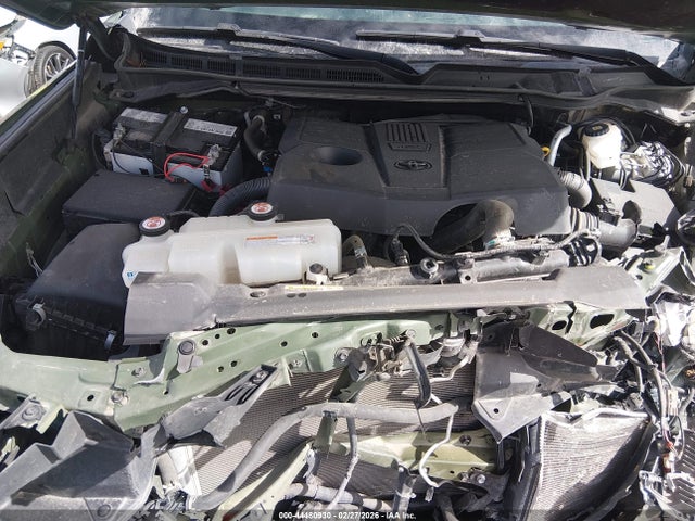 5TFLA5DB4PX086997 Toyota Tundra Sr5