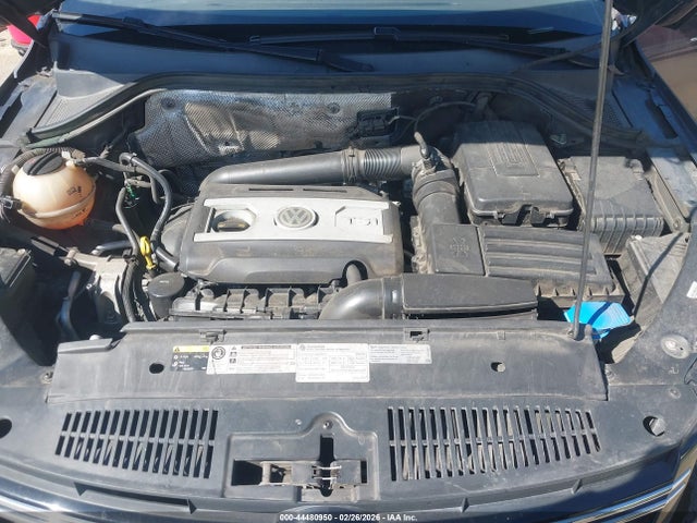 WVGAV7AX1GW522343 Volkswagen TIGUAN SE
