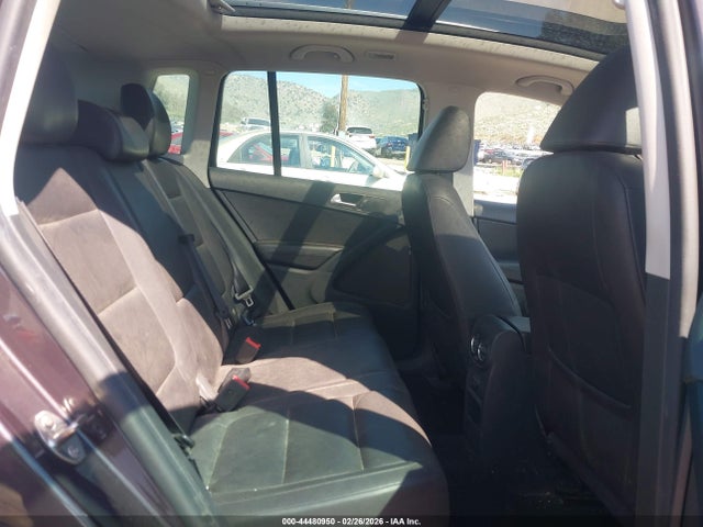 WVGAV7AX1GW522343 Volkswagen TIGUAN SE
