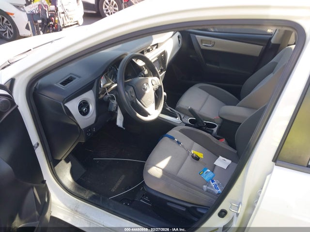 5YFBURHE9HP661948 Toyota COROLLA LE