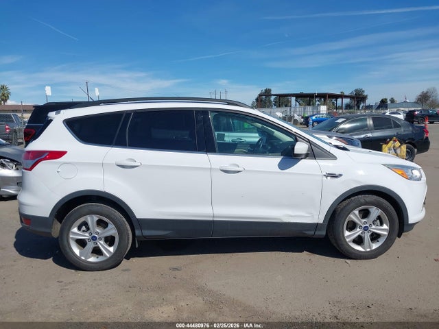 1FMCU0G9XFUA52996 Ford ESCAPE SE