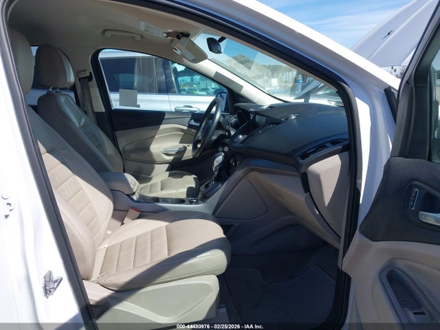 1FMCU0G9XFUA52996 Ford ESCAPE SE