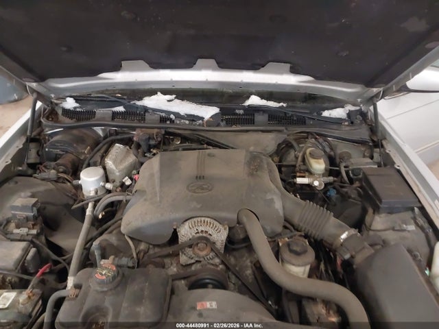 2000 Mercury Grand Marquis Ls მანქანა იყიდება აუქციონზე, vin: 2MEFM75W1YX686291, აუქციონის ნომერი: 44480991
