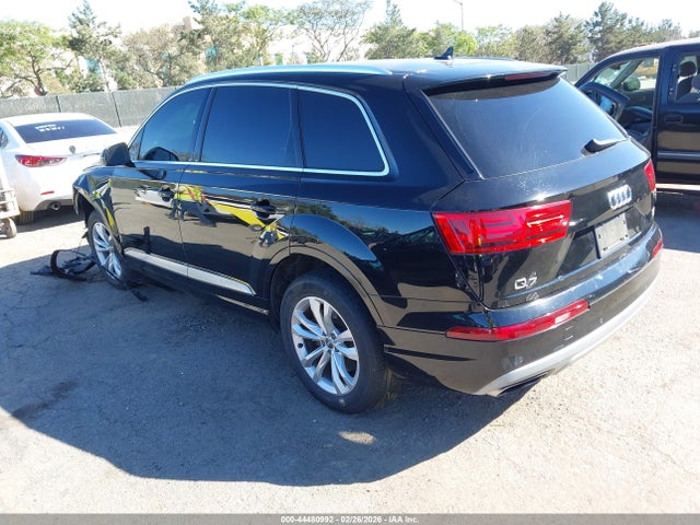 2018 AUDI Q7 WA1LAAF70JD020709 Photo 2