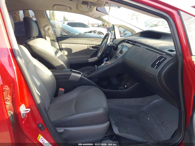 JTDKN3DU8E1835550 Toyota Prius Five
