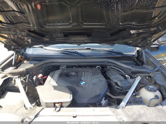 5UXTR7C53KLF32882 BMW X3 Sdrive30i
