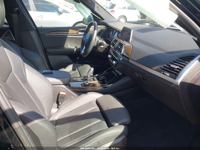 5UXTR7C53KLF32882 BMW X3 Sdrive30i
