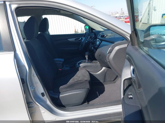 5N1AT2MT3GC827510 Nissan ROGUE S