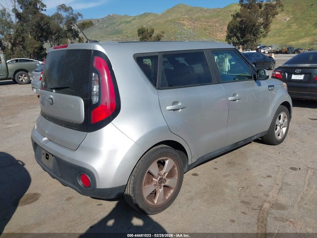KIA Soul 2018 KNDJN2A29J7609209 Image 4