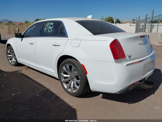 Продажа на аукционе авто 2019 Chrysler 300 Touring, vin: 2C3CCAAG2KH727293, номер лота: 44481025