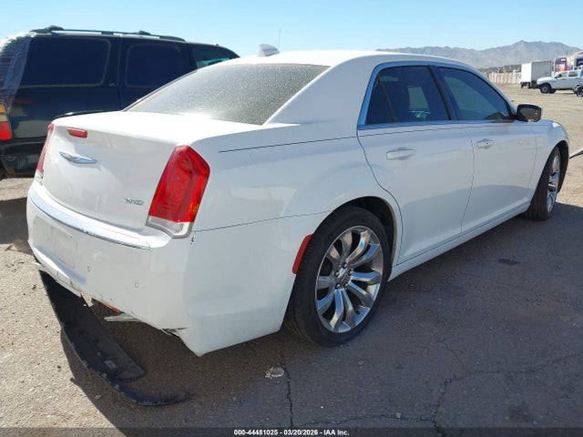 Продажа на аукционе авто 2019 Chrysler 300 Touring, vin: 2C3CCAAG2KH727293, номер лота: 44481025