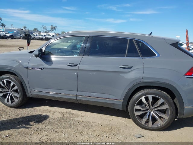 1V2FE2CA7NC215715 Volkswagen Atlas Cross Sport 3.6l V6 Sel Premium R-line