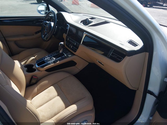 2020 PORSCHE MACAN WP1AA2A58LLB05264 Photo 4