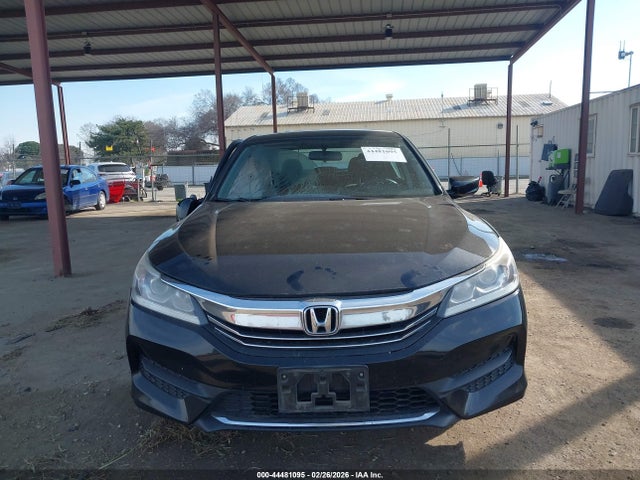 1HGCR2F36HA210352 Honda ACCORD LX