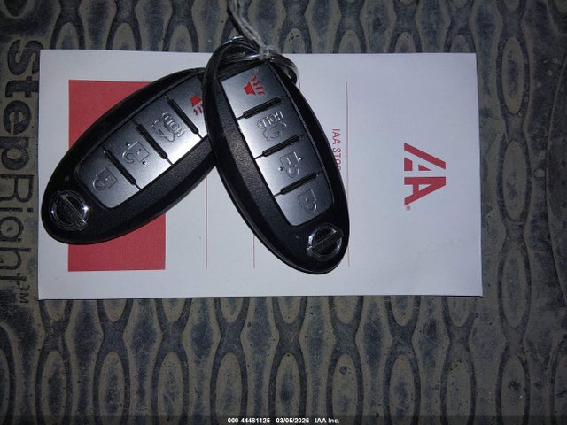 44481125 :رقم المزاد ، 3N1CN8EV6LL853918 vin ، 2020 Nissan Versa Sv Xtronic Cvt مزاد بيع