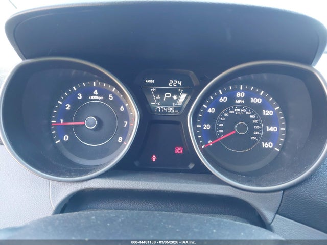 5NPDH4AE7FH648345 Hyundai ELANTRA SE