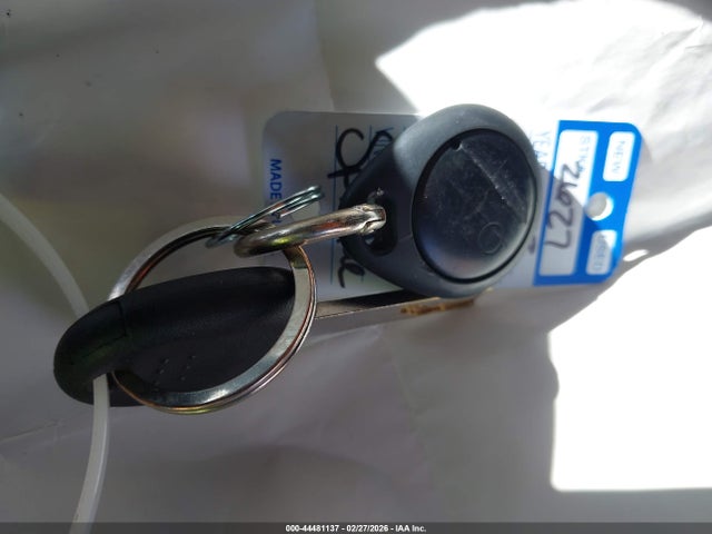 3KPA24AD9PE600671 KIA RIO LX