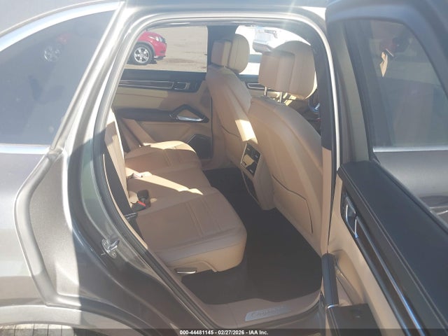 2019 PORSCHE CAYENNE WP1AF2AY1KDA80731 Photo 7