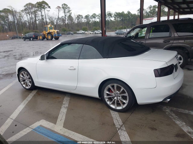 2013 Audi A5 2.0t Premium მანქანა იყიდება აუქციონზე, vin: WAUVFAFH6DN000775, აუქციონის ნომერი: 44481204
