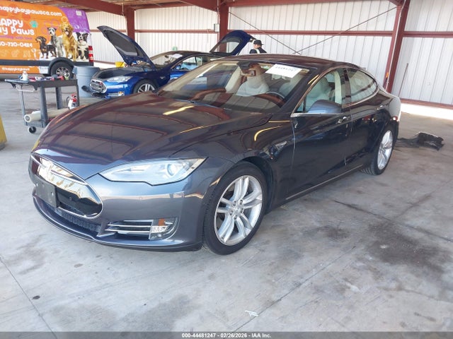 2015 TESLA MODEL S 5YJSA1H17FF081775 Photo 1