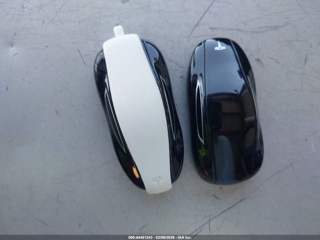 2016 TESLA MODEL S 5YJSA1E22GF150631 Photo 10