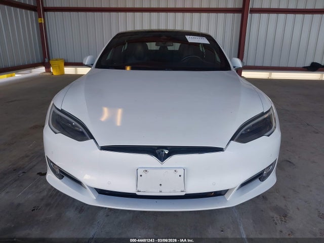 44481243 :رقم المزاد ، 5YJSA1E22GF150631 vin ، 2016 Tesla Model S 60d/70d/75d/85d/90d مزاد بيع