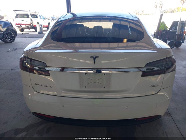 44481243 :رقم المزاد ، 5YJSA1E22GF150631 vin ، 2016 Tesla Model S 60d/70d/75d/85d/90d مزاد بيع