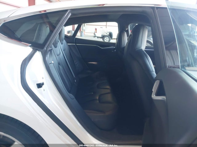 2016 TESLA MODEL S 5YJSA1E22GF150631 Photo 7