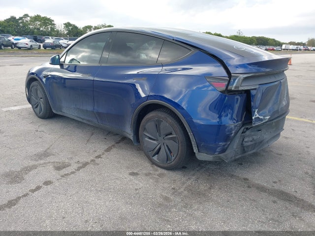2026 TESLA MODEL Y 7SAYGDED3TA426515 Photo 2