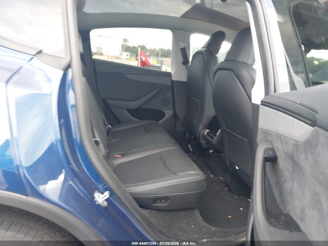 2026 TESLA MODEL Y 7SAYGDED3TA426515 Photo 7