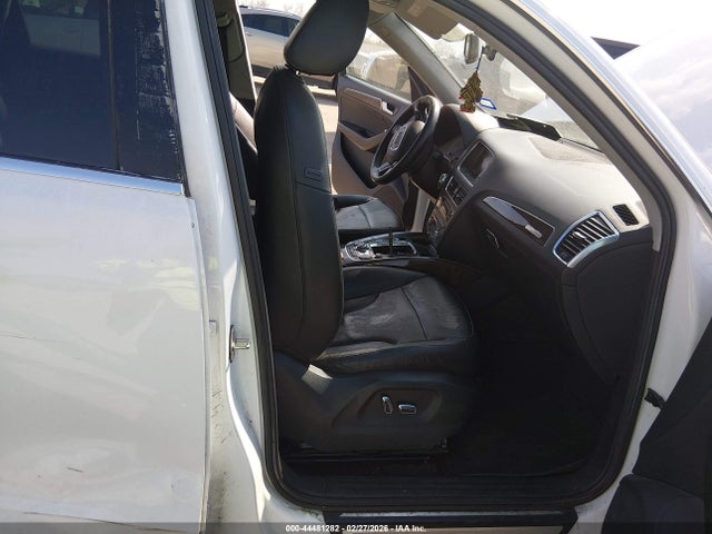 WA1LFAFP1EA042971 Audi Q5 2.0t Premium