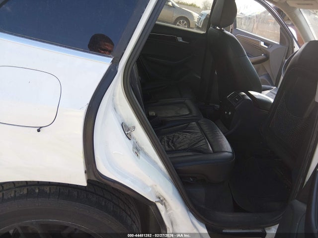WA1LFAFP1EA042971 Audi Q5 2.0t Premium