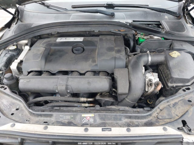 2011 VOLVO XC60 YV4952DL5B2200627 Photo 9